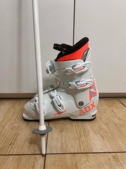 Lyže a lyžiarky - 3