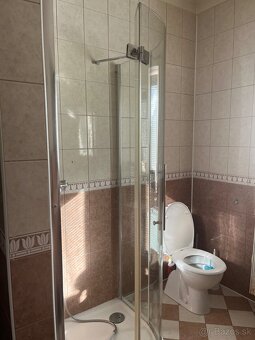 Sprchový kút rohový - 3
