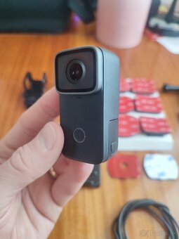 Predám SJCAM C200 s komplet príslušenstvom (veľká zľava) - 3
