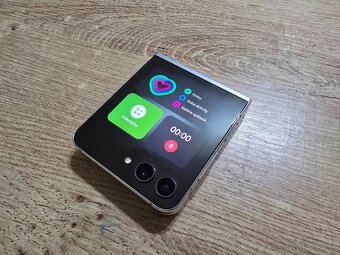 Samsung flip 5 256gb v top stave bez znamok pouzivania bol i - 3