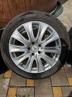 Originál Mercedes W222 R18 elektróny s zimnými pneu - 3