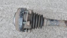 Predám ,,,, Zadná Poloos VW T5 - 2.5TDI 96kw 4Motion ,,,, - 3