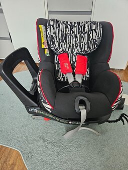 Britax Romer Dualfix i-size s novorodeneckou vložkou - 3