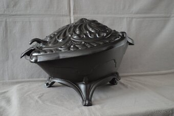 Liatinový uhlák - 3