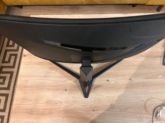 TOP HERNY MSI Monitor 24" - 3