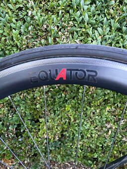 Predám Ghost Nivolet Tour XL,karbón, Ultegra, top stav - 3