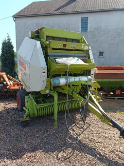 2005 CLAAS VARIANT 260 balikovač, sietka, rotor - 3