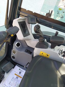 Bager 2,7 t, Hyundai HX25Az - AKCIOVÁ CENA- - 3