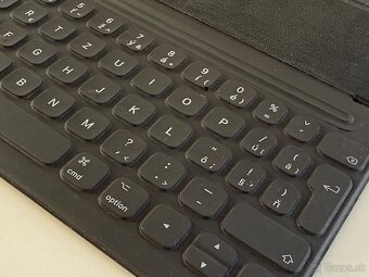 Apple Smart Keyboard pre iPad 7 8 9, iPad AIR 3 iPad Pro - 3