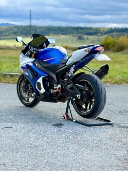 Suzuki Gsxr 1000 K8 - 3