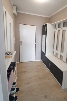 Prenájom 2-garzónky s 2 loggiami – Petržalka - 3