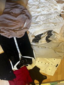 70 ks bluzky a tricka S/M - 3