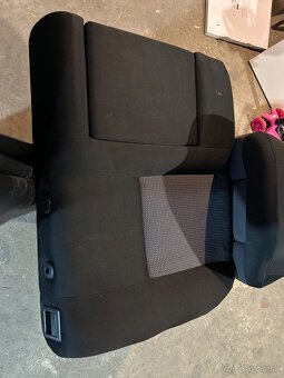 VW Golf 4 sedačky - 3