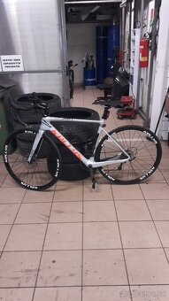 Cestný karbonový bike Kellys URC 30 - 3