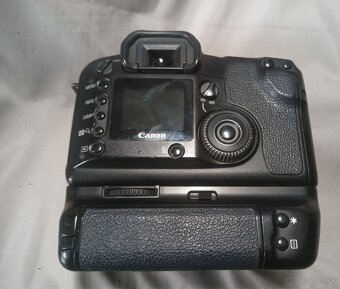 Canon EOS D60 + battery grip - 3
