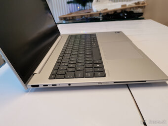 Predám notebook HP EliteBook 8 G1i 16" - 3