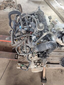 Motor kompletny 2.0 hdi rhy - 3