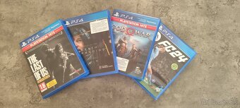 PS4 Slim 500GB + 2 ovládače + 4 hry – TOP STAV - 3