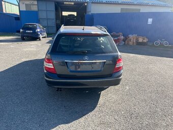 Mercedes Benz C-class W204 - 3