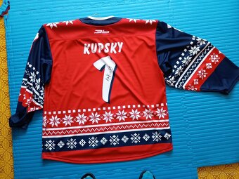 Predám hokejové dresy - 3