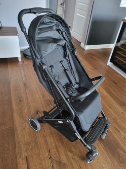 Hauck Travel N Care Black - 3