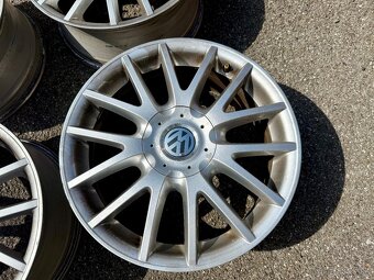 ORIGINÁL VOLKSWAGEN DISKY R17 - 3