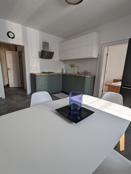 2-izb. byt na prenájom v širšom centre Bratislavy - 3