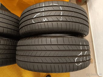 Takmer nové letné pneu 235/55 R19 101T, 255/50 R19 103T - 3