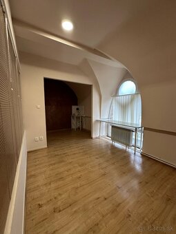 Obchodný priestor na prenájom v Komárne - 3