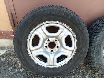 Predám Dohodou 215/65 R16 sadu kolies na Dacia Duster . - 3