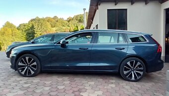 VOLVO V60 B4 INSCRIPTION B4 2,0D/145KW A8 2022 - 3