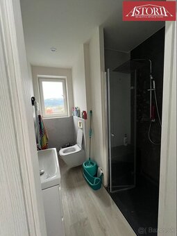 PREDAJ Dvojgeneračný rodinný dom blízko centra mesta Martin  - 3