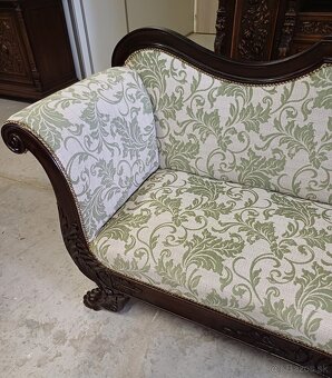 Staroẓ̌itná pohovka (sedač̣ka) - 3