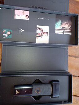 Zaholovací planžetový strojček Andis reSurge Shaver - 3