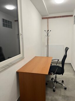 Kancelária na prenájom - 3