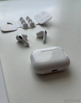 Predám Nové originálne Airpods Pro 2 - 3