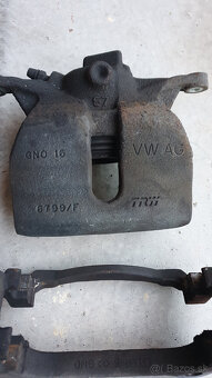 Predné brzdy / strmene orig. VW - 3