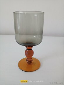 Stare poháre na víno - 3