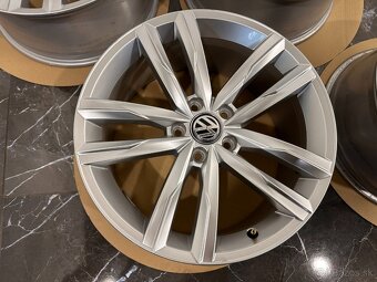 original alu vw passat r18 Dartford 3G0601025H - 3