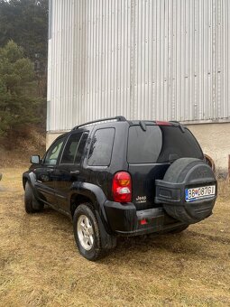 Jeep Cherokee KJ 2.5 CRD - 3