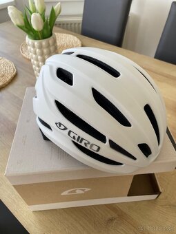 Cestná cyklistická prilba GIRO ISODE II - 3