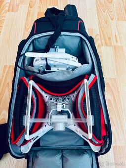 DJI Phantom 4 - 3