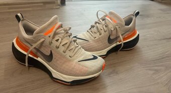 NIKE Invincible Run 3 - 3