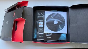 Nokia E51 Box - 3