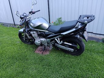 Suzuki GSF 650A - 3