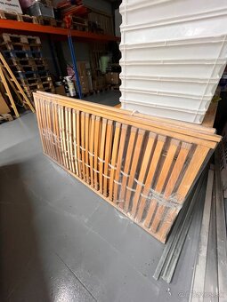 ZNÍZENÁ CENA Manželská postel z masívu - 3