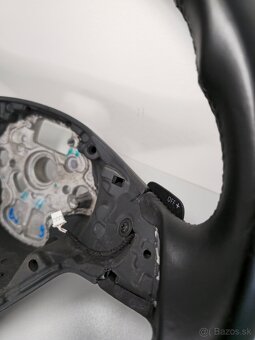 Skosený volant s radením f1 - 3