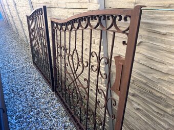 Brána, bránka a polia - 3