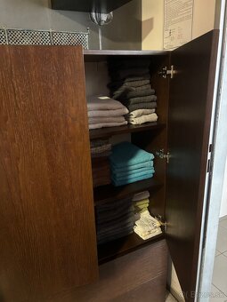 Skrina , komoda so suflikmi - 3