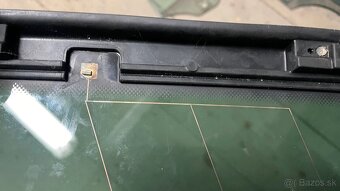 VW Touareg 2005 bočné sklá - 3